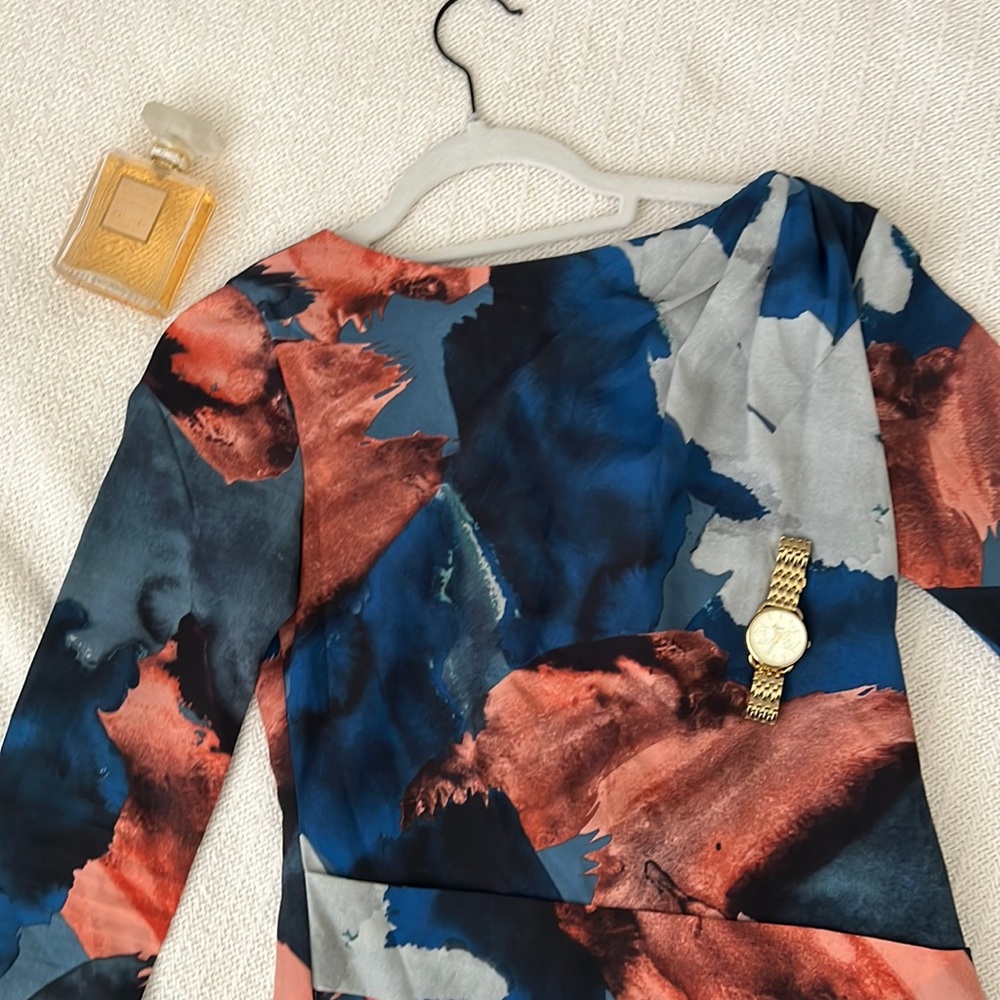 {Vince CAMUTO} midi dress